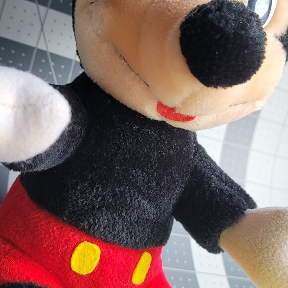 Vintage 11" Mickey Mouse Plush Disneyland Walt Disney Productions Made In Korea - Picture 8 of 8